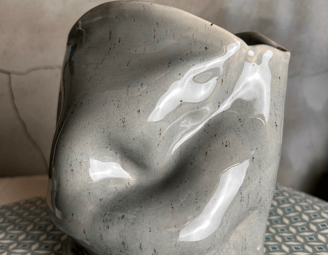 Vase formé deformé