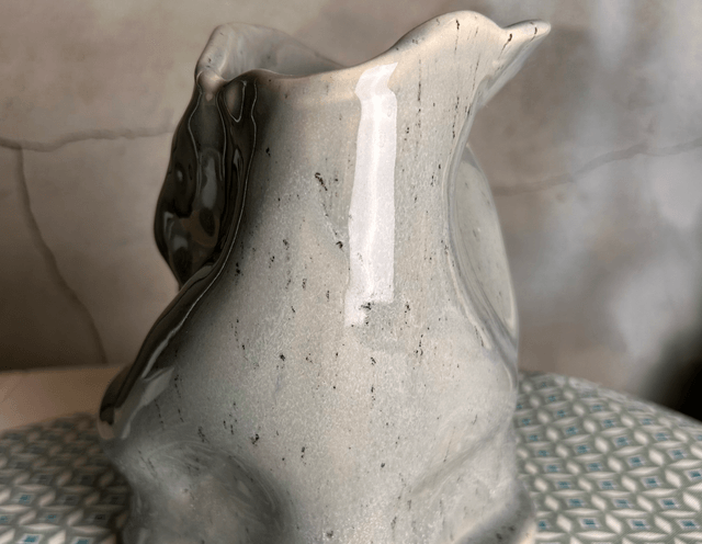 Vase formé deformé